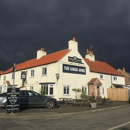 Kings Arms Hotel Thirsk Kültér fotó