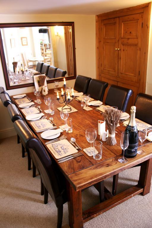 Kings Arms Hotel Thirsk Kültér fotó